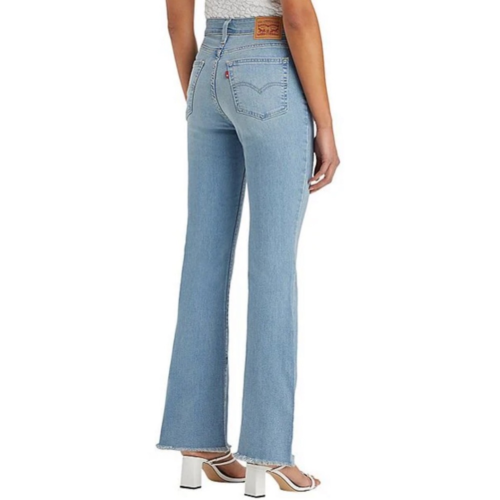 Levi's High Rise 726 Flare Women’s Jeans - Picture 2 of 6